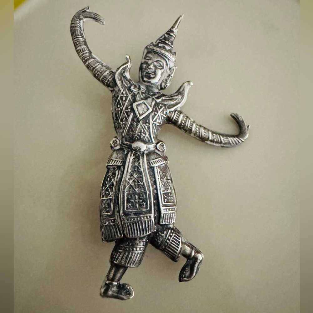 Vintage SIAM SILVER Brooch